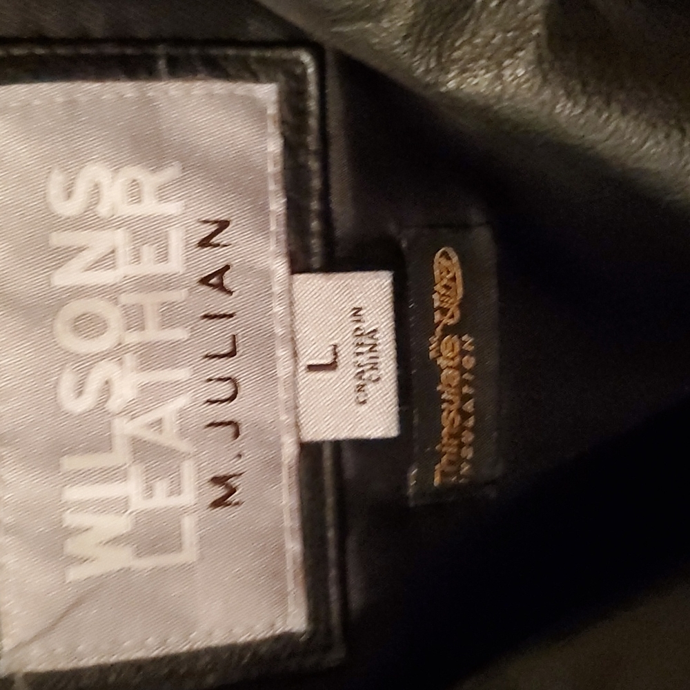 Leather jacket - Picture 2 of 4